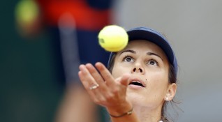 Четвъртфиналистката от US Open Цвети Пиронкова стартира ударно и на