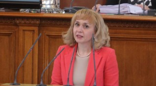 Омбудсманът доц Диана Ковачева изпрати писмо до председателката на Народното