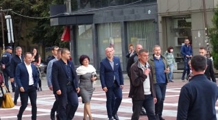 Напрежение на площада в Благоевград след като председателят на Народното