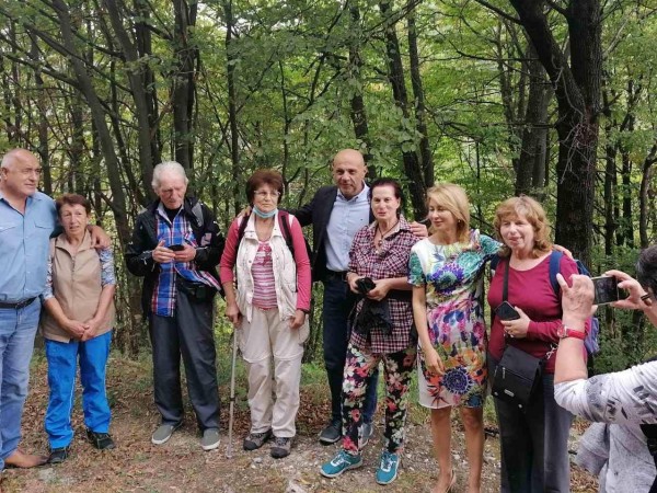 Премиерът Бойко Борисов продължава обиколката си из Габрово и околностите