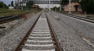 Продължава разследването на тежкия инцидент от нощния влак София