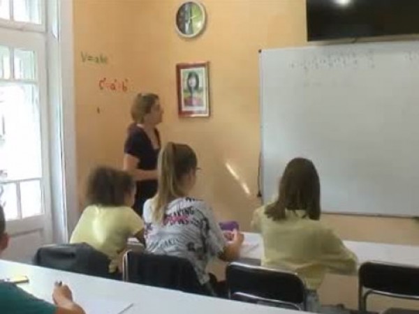 Българските ученици са сред най-неуките. Това става ясно от годишния