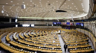 Европейският парламент отхвърли внесените поправки за президента в резолюцията за
