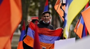 Армения и Азербайджан си отправиха взаимни обвинения за нови атаки