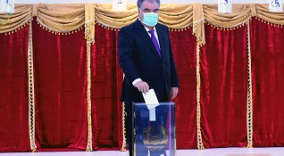 Държавният глава на Таджикистан Емомали Рахмон получи 90 92 от гласовете