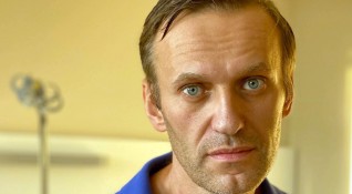 Почти euro 50 000 струва лечението на Алексей Навални в