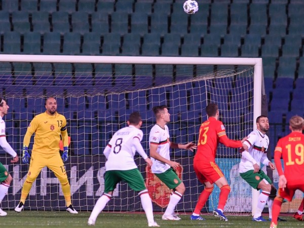България падна с 0:1 от Уелс и записа нова загуба