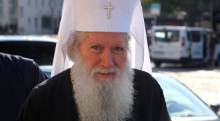 Патриарх Неофит ще отбележи днес 75 ата си годишнина в уединение