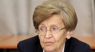 На 83 годишна възраст почина проф Христина Вучева икономист и бивш