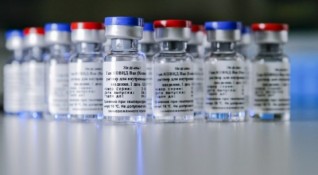 Противогрипните ваксините вече са в България и днес следобяд ще