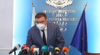 Министърът на здравеопазването Костадин Ангелов потвърди че става задължително носенето
