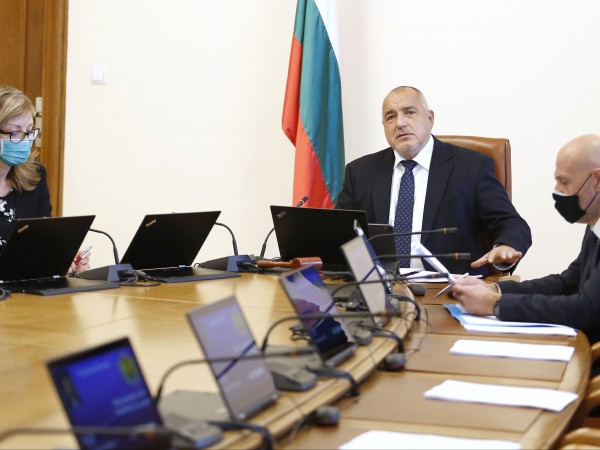 Премиерът Бойко Борисов иска в заповедта за носене на маски