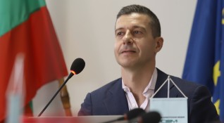 Генералният директор на Българското национално радио Андон Балтаков е внесъл
