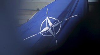 Очаква се министрите на отбраната на НАТО да постигнат споразумение
