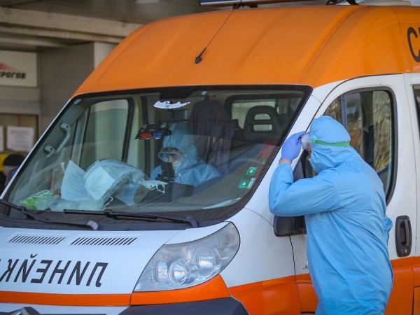 Спешните отделения на болниците изнемогват, алармира шефът на "Пирогов" проф.