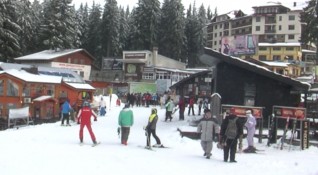 При продължаващата епидемия прогнозите за ски сезона в Родопите са