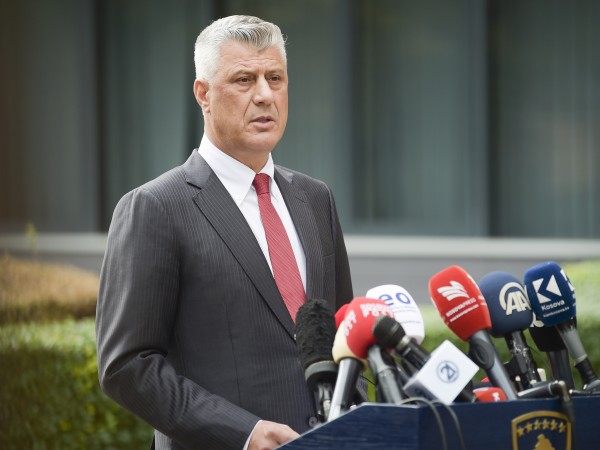Бившият вече президент на Косово Хашим Тачи, който днес подаде