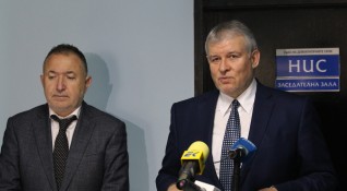 СДС призовава българското правителство да наложи вето на започването на