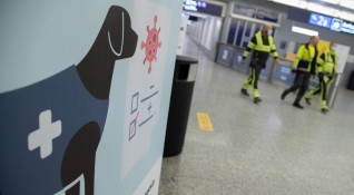 Кучета работещи на летището в Хелзинки Вантаа гарантират почти 100 откриване