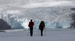 29 та експедиция към Антарктида ще бъде отложена за януари заради
