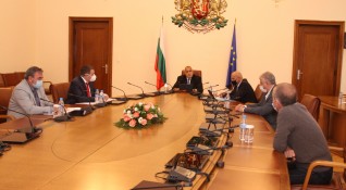 Премиерът Бойко Борисов заяви че не иска да има недостиг
