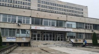 Болницата в Свищов не спира да приема пациенти с COVID 19