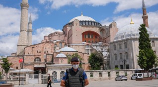 Реставрационните дейностите на храма Света София в Истанбул който с
