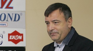 Издателят на Мениджър Васил Мирчев е починал от коронавирус съобщиха