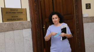 Земеделският министър Десислава Танева определи изнесената от екоминистъра Емил Димитров