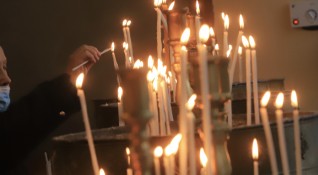 Българската православна църква чества днес църковния празник Зачатие на Света