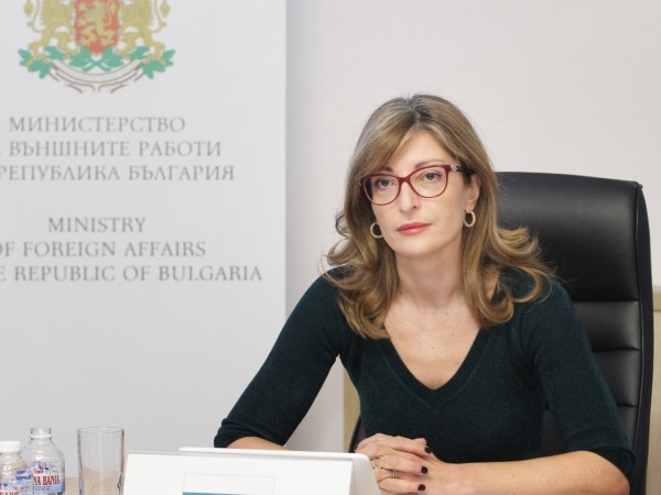 Вицепремиерът и външен министър Екатерина Захариева ще приеме днес специалния
