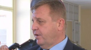 Вицепремиерът и министър на отбраната Красимир Каракачанов се срещна със