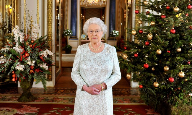 Коледа наближава - как ще я посрещне британското кралско семейство?