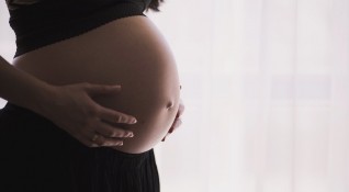Бременните жени боледуват по тежко от COVID 19 през втория