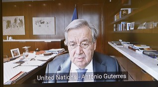 Генералният секретар на ООН Антониу Гутериш призова света да обяви