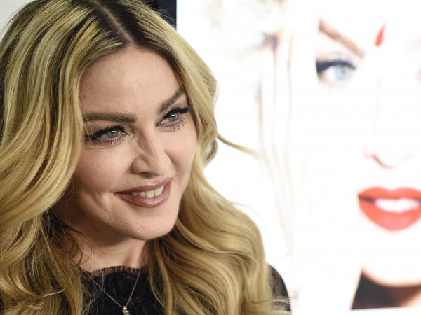 Мадона рядко поства снимки на децата си, но сега певицата