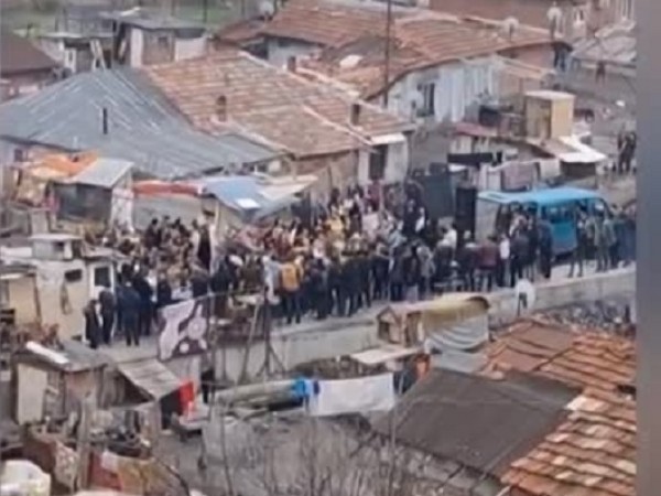 Клип с празнуващи хора от хасковския квартал "Република" възмути стотици