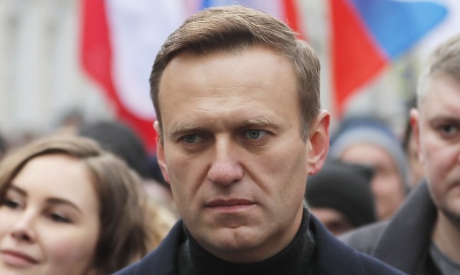 Руските служби за клопката на Навални: Провокация, фалшификат
