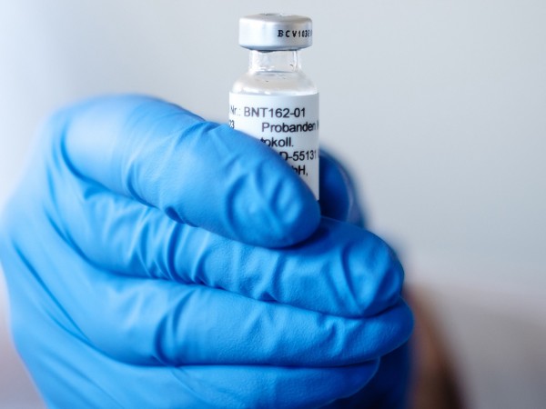 Десетки нови милиардери, стоящи зад ваксините за COVID-19, са се
