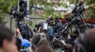 Поне 50 журналисти са били убити тази година съобщи днес