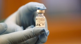 Специалисти в САЩ са установили че ваксинираните хора могат да