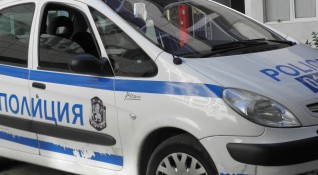 Полицията задържа жена на 57 г от Стамболийски която откраднала