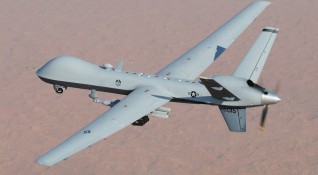Американски разузнавателни ударни дронове MQ 9 Reaper и около 90 военнослужещи