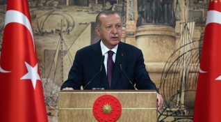 Турският президент Реджеп Тайип Ердоган е разговарял с председателката на