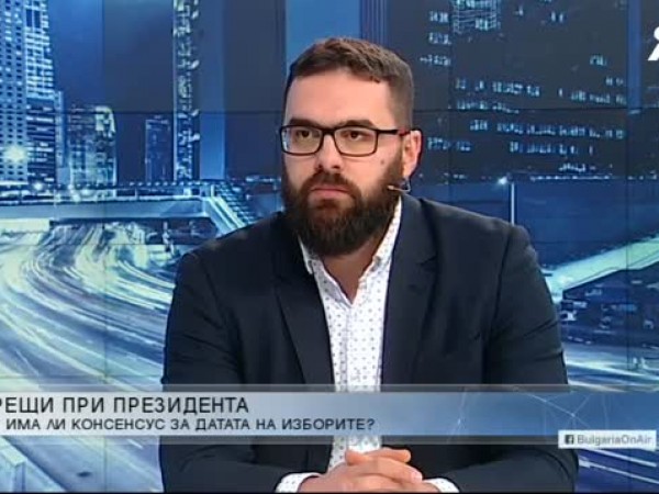 Управляващите поискаха президентът да насрочи избори час по-скоро, а опозицията
