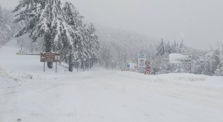 Снежната покривка в планинската част на община Габрово надхвърля 40