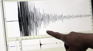 Земетресение с магнитуд 6 2 по Рихтер причини смъртта на трима