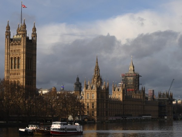 Обединеното кралство ще приеме законодателство за защита на паметници на
