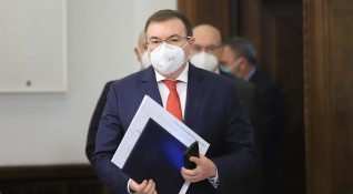 Здравният министър Костадин Ангелов потвърди позицията си че ако няма