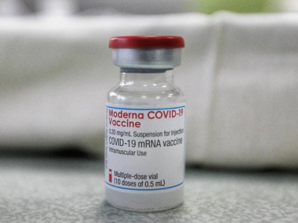 Няма забавяне в процеса на ваксиниране срещу COVID-19, обяви на